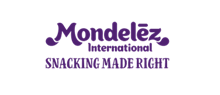 logotipo da empresa Mondelez International. Em roxo, está escrito Mondelez International, Snacking Made Right. Fim da descrição.